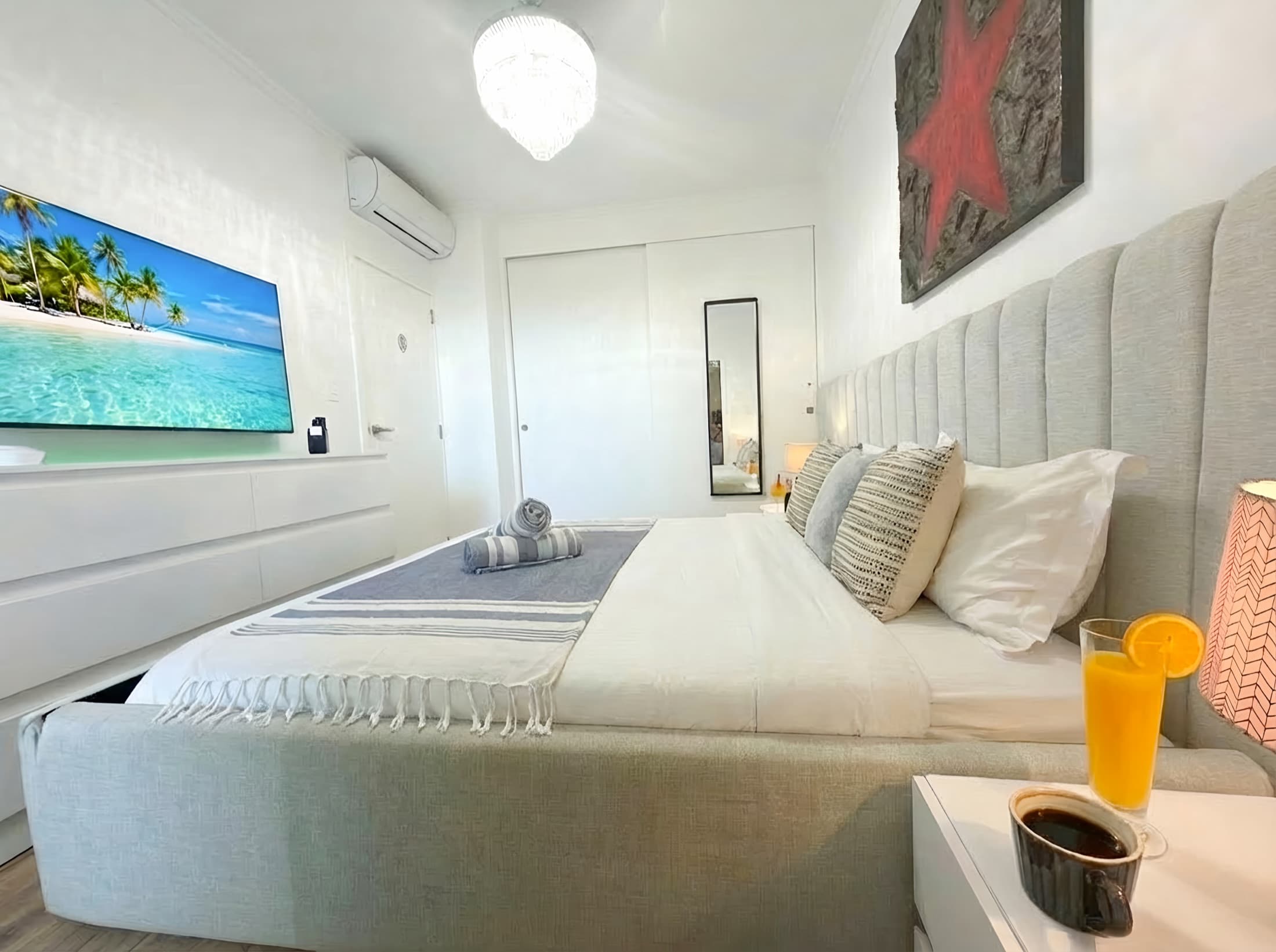 Third bedroom suite