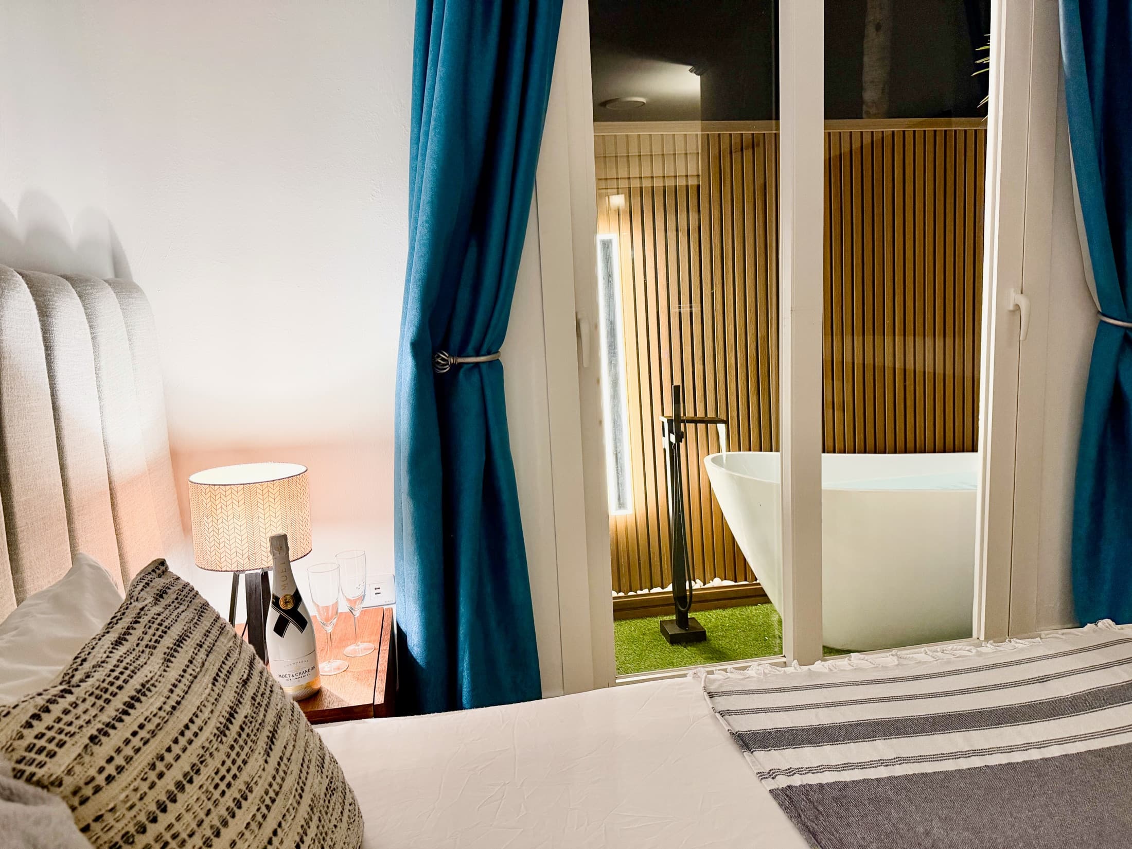 Master suite with king bed