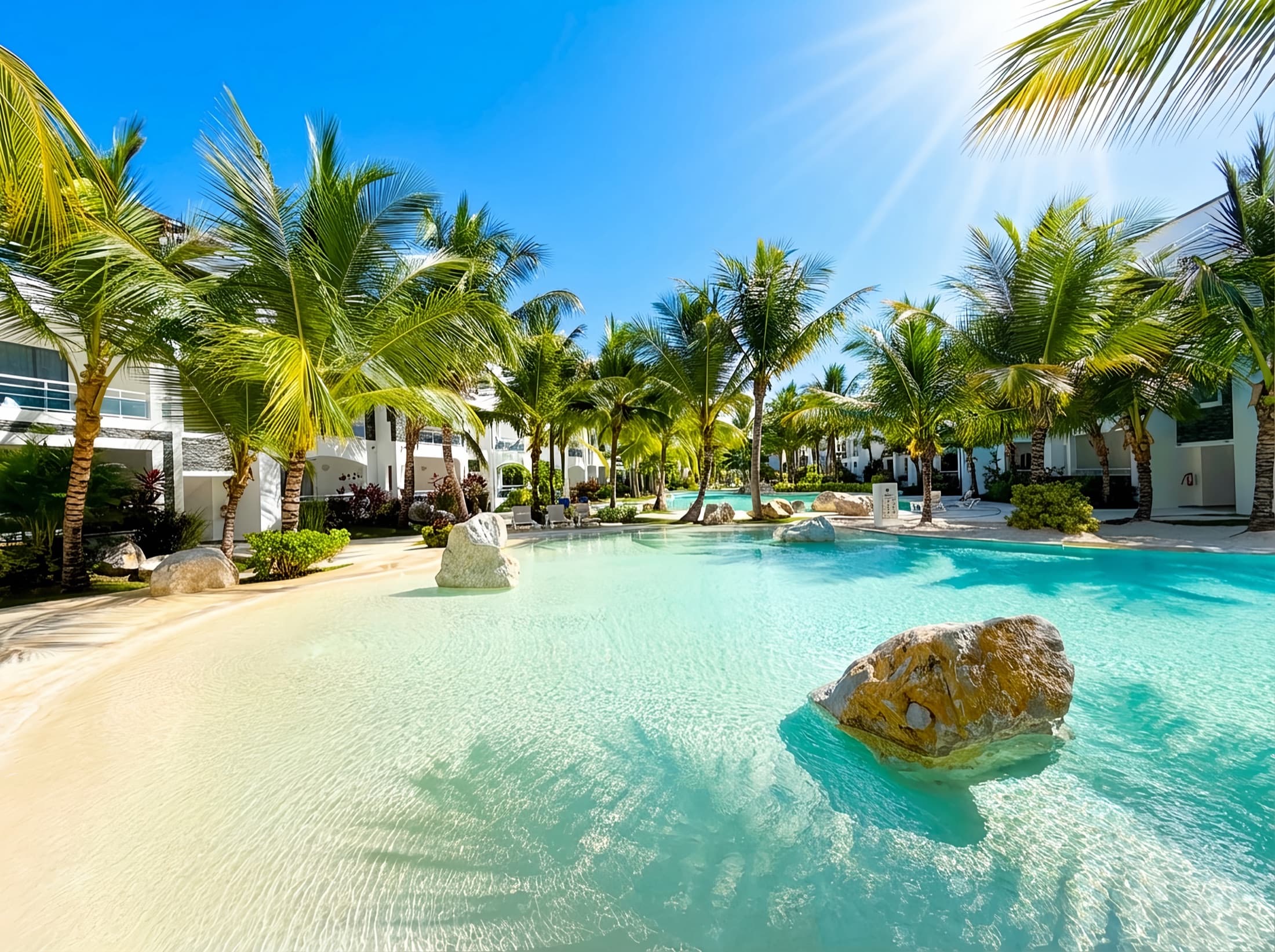 Estrella Dominicus saltwater pools
