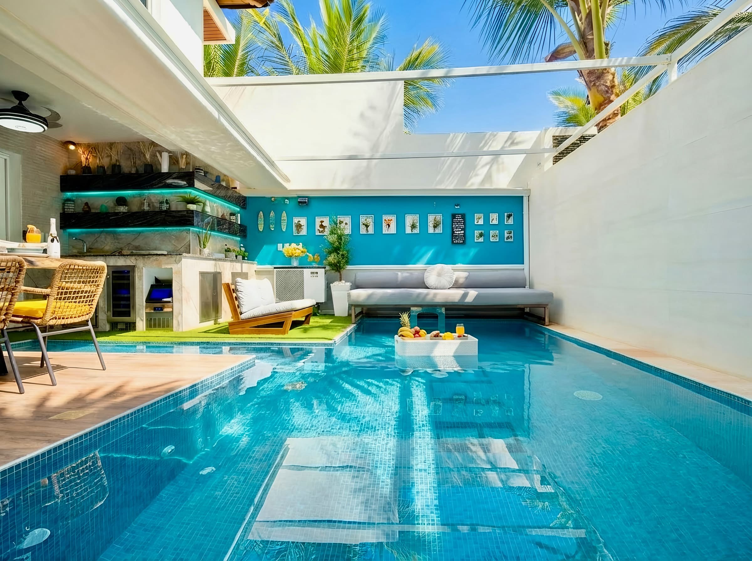 Private terrace, pool and outdoor kitchen at Villa Bella Bayahibe